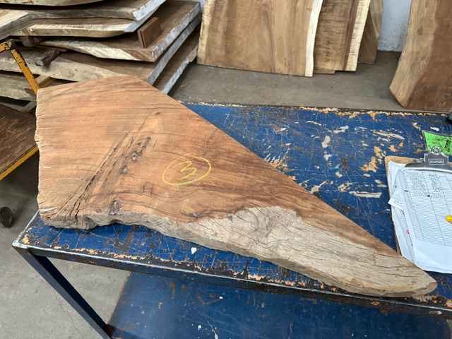 Reclaimeddistressedsalvaged